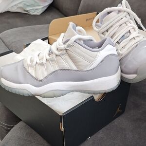 Jordan Kids Sneakers in Gray and White